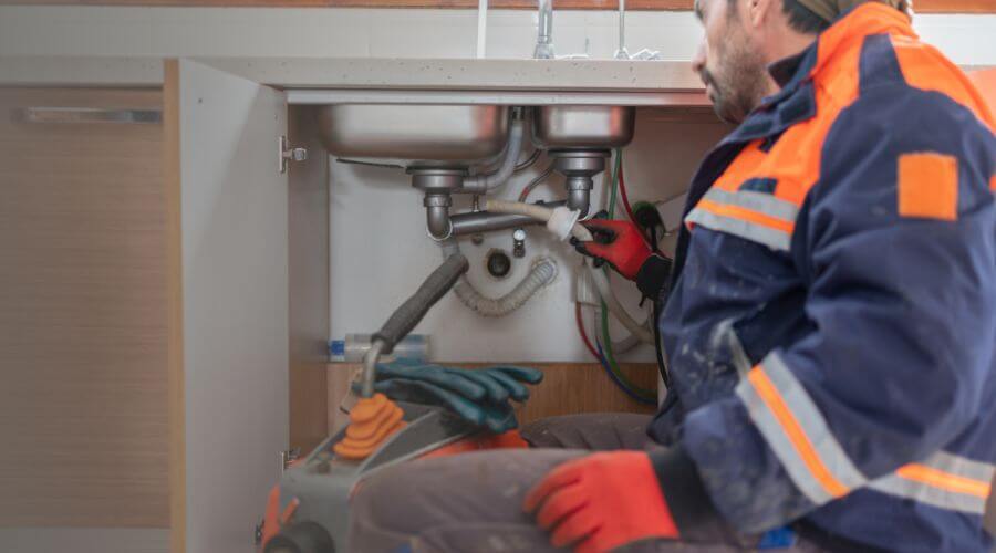 Professional slab leak plumber services in La Plata, MO